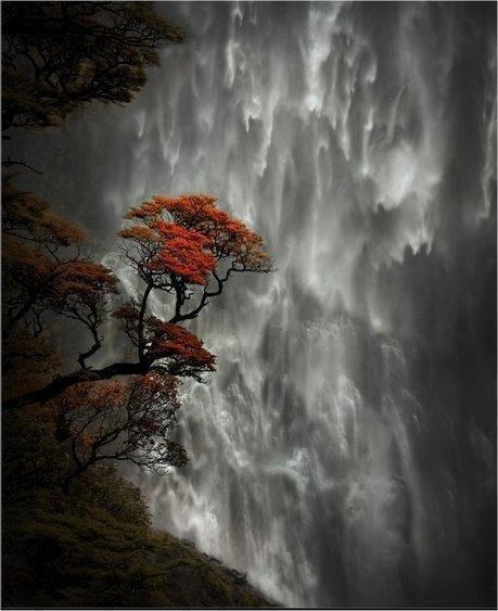 Čarobna priroda - ogromni slap ostavlja bez daha