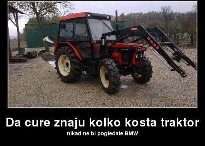 Seoski macho muškarci bare traktorima
