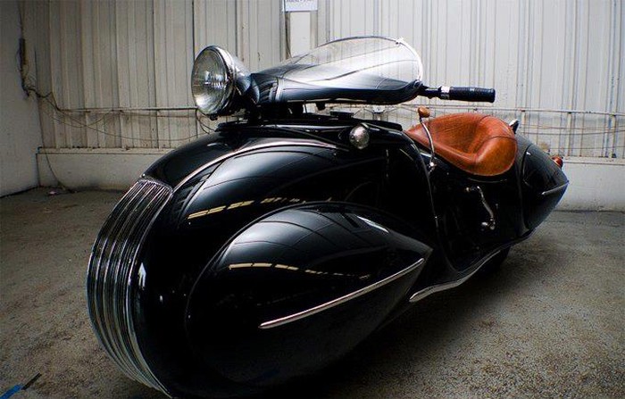 Motor kojeg se ne bi posramili ni Batman i James Bond