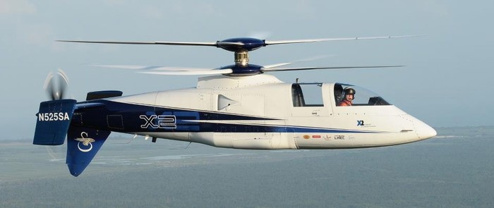Napili se pa pomiješali dijelove helikoptera i aviona?