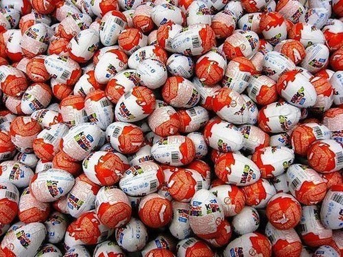 Snovi svakog klinca: Probuditi se među tonom Kinder jaja