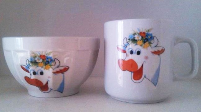 Tko se sjeća što je bilo u ovim zdjelicama i šalicama? :D