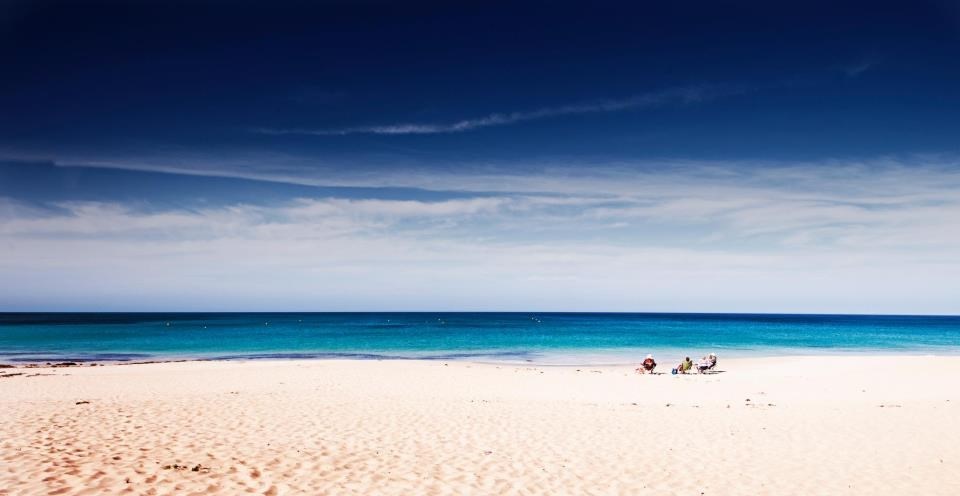 Idilična pješčana plaža za bijeg od zime