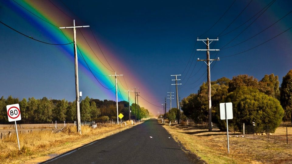 Ako požurite možda stignete proći ispod duge...