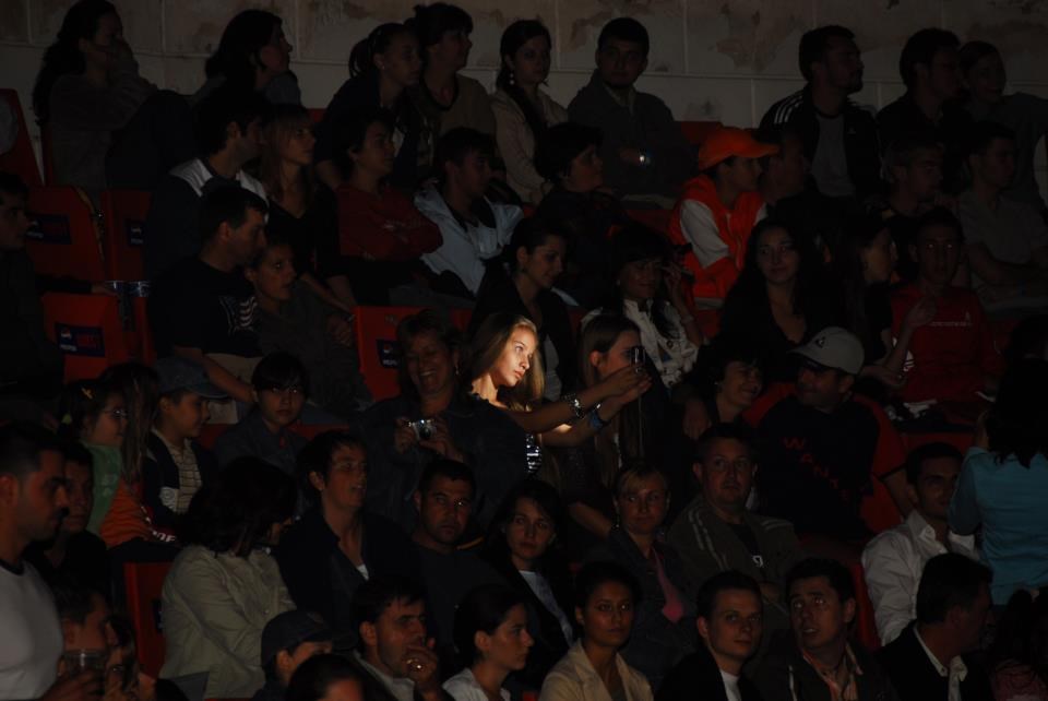 Mala, krivo radiš, di je duckface???