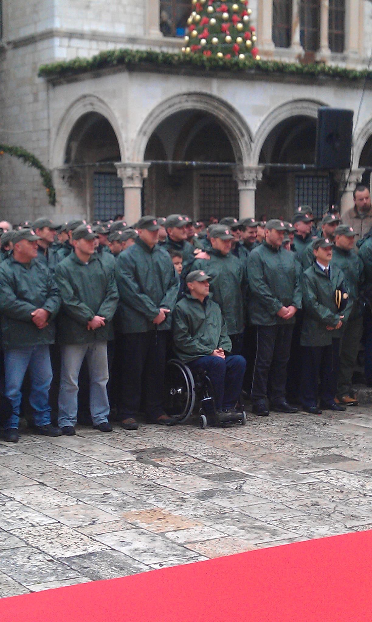potrojavanje branitelja dubrovnika na stradunu