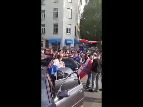 Hrvati nakon pobijede igraju Užičko kolo!