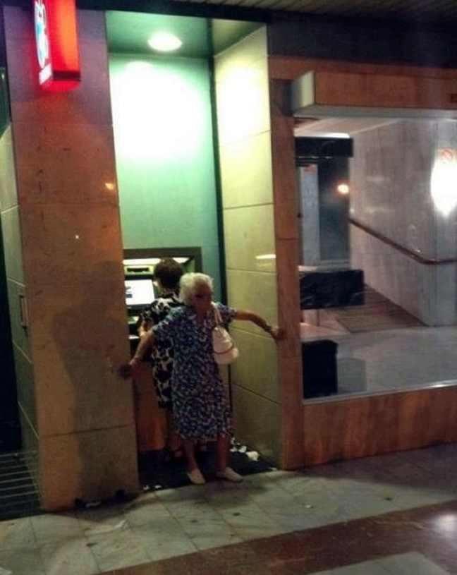 Ne možeš zajebat umirovljenika! 