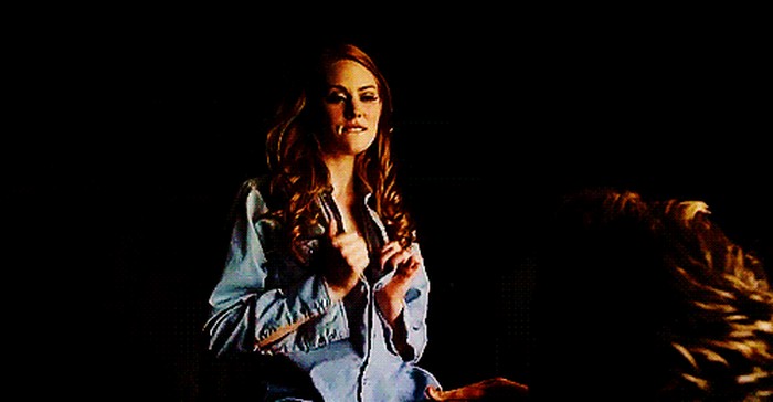 Deborah-Ann-Wolf-bra-gif.gif