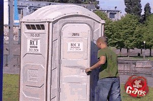 GIF: Evo kako TOTALNO zbuniti čovjeka!