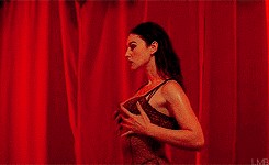 Monica-Bellucci-rubs-her-boobs.gif