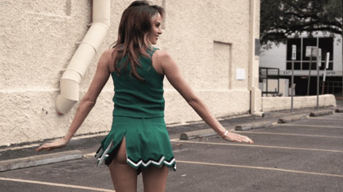 whos-that-girl-from-attack-of-the-50-foot-cheerleader-32-hq-photos-23.gif