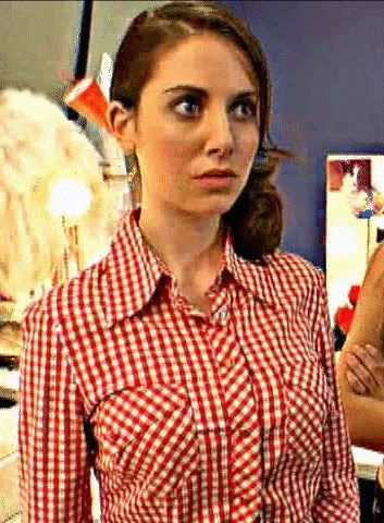 alison-brie-is-wrestling-with-my-heart-15-gifs-16.gif