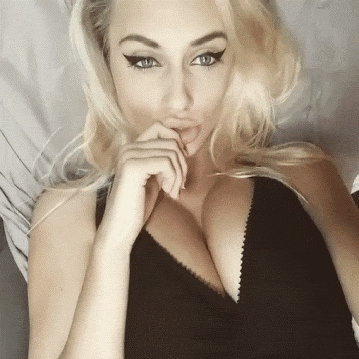 aebe7ae6f0089411601292a6dbebe18db58504bfcfbb3d2b5acd23d57a49ca97.gif