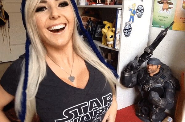 Jessica-Nigri-Boobs-and-Cleavage-Gif.gif
