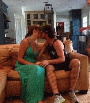 GIF: Kad si gladan nisi svoj!