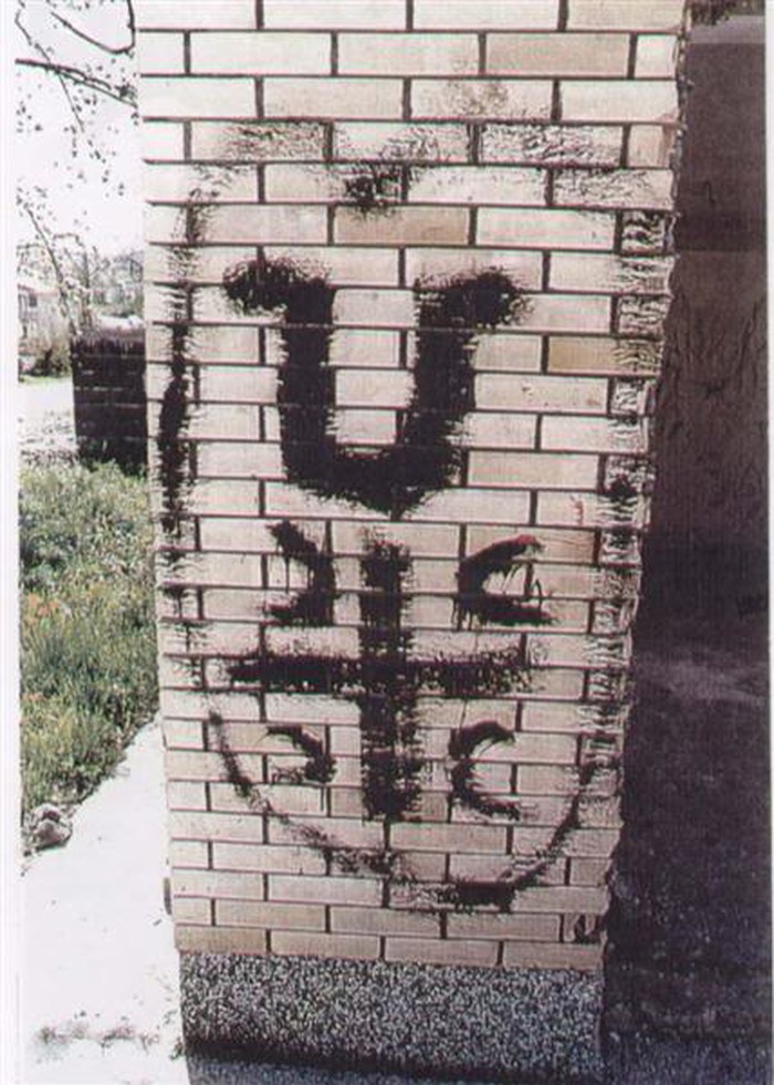 U+4C=((0))