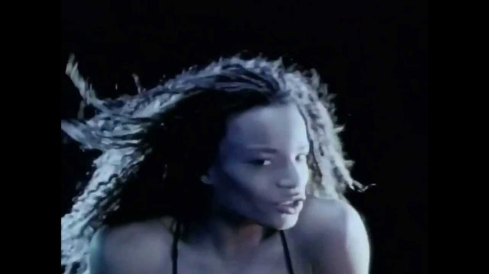 Black Box - Ride On Time (1989) Original Video Clip