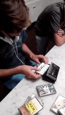 današnja djeca i kazeta.gif