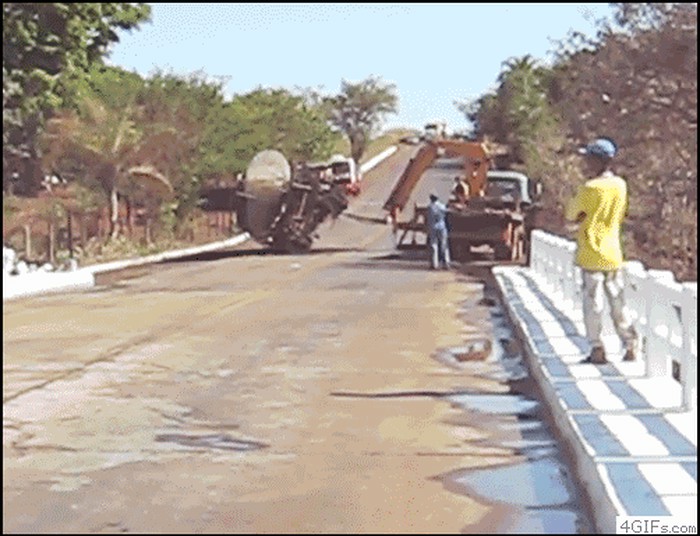 mala iskra čuda stvara.gif