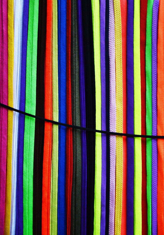 UNITED COLORS