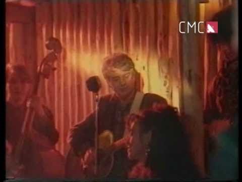 CRVENA JABUKA I KEMAL MONTENO - NEKAKO S PROLJEĆA (official video)