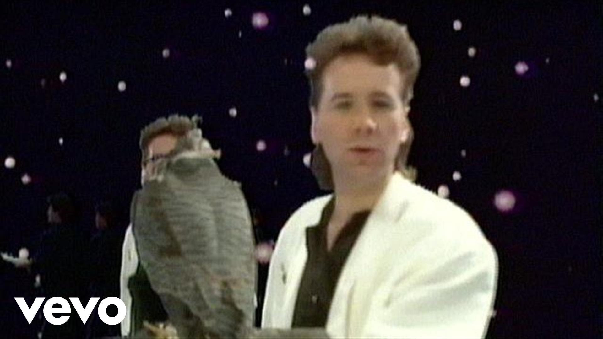 Simple Minds - All The Things She Said