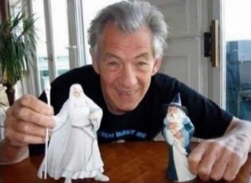 Gandalf uhvaćen kako se igra sam sa sobom