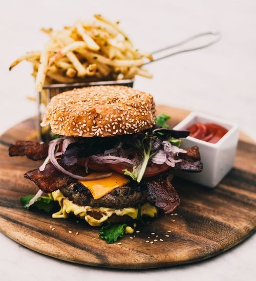 Domaći hamburger izgleda bolje od onih na reklamama