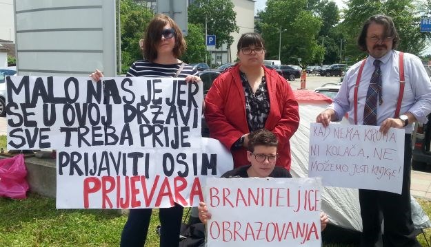 VIDEO Studentice pred MZOS-om: Zovu nas četnicima i prijete nam smrću, policija nas maltretira