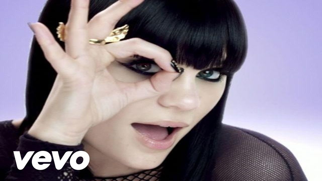 Jessie J ft. B.o.B - Price Tag 