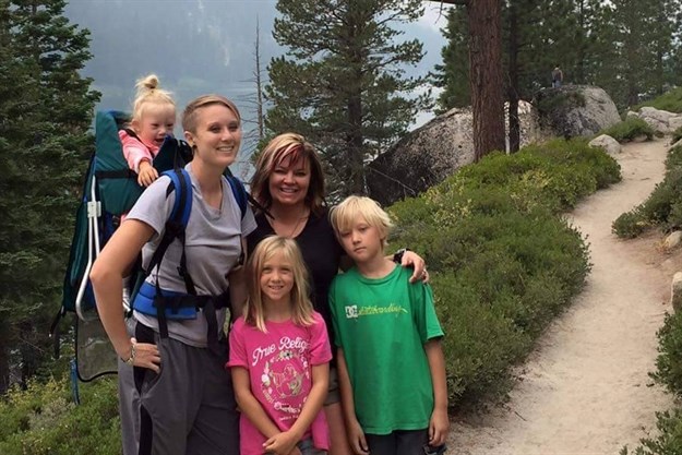 Surogat majka koja je odbila pobaciti dijete s Downovim sindromom: "Znamo da je ona oduvijek trebala biti naša"