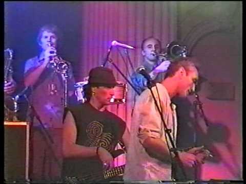 Darko Rundek & Cargo Orkestar - Neobičan dan