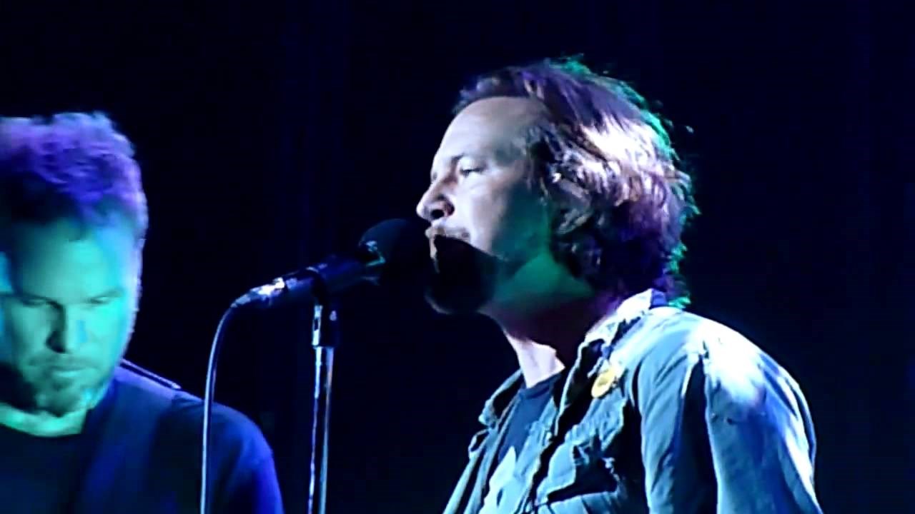Pearl Jam with Chris Cornell - Hunger Strike