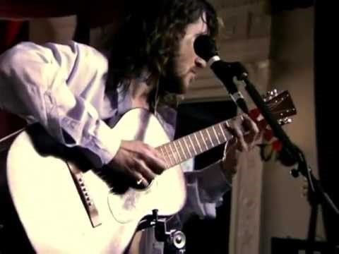 Red Hot Chili Peppers - Under The Bridge