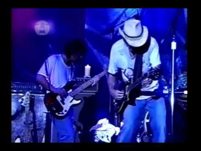 Neil Young & Crazy Horse - Cortez the Killer