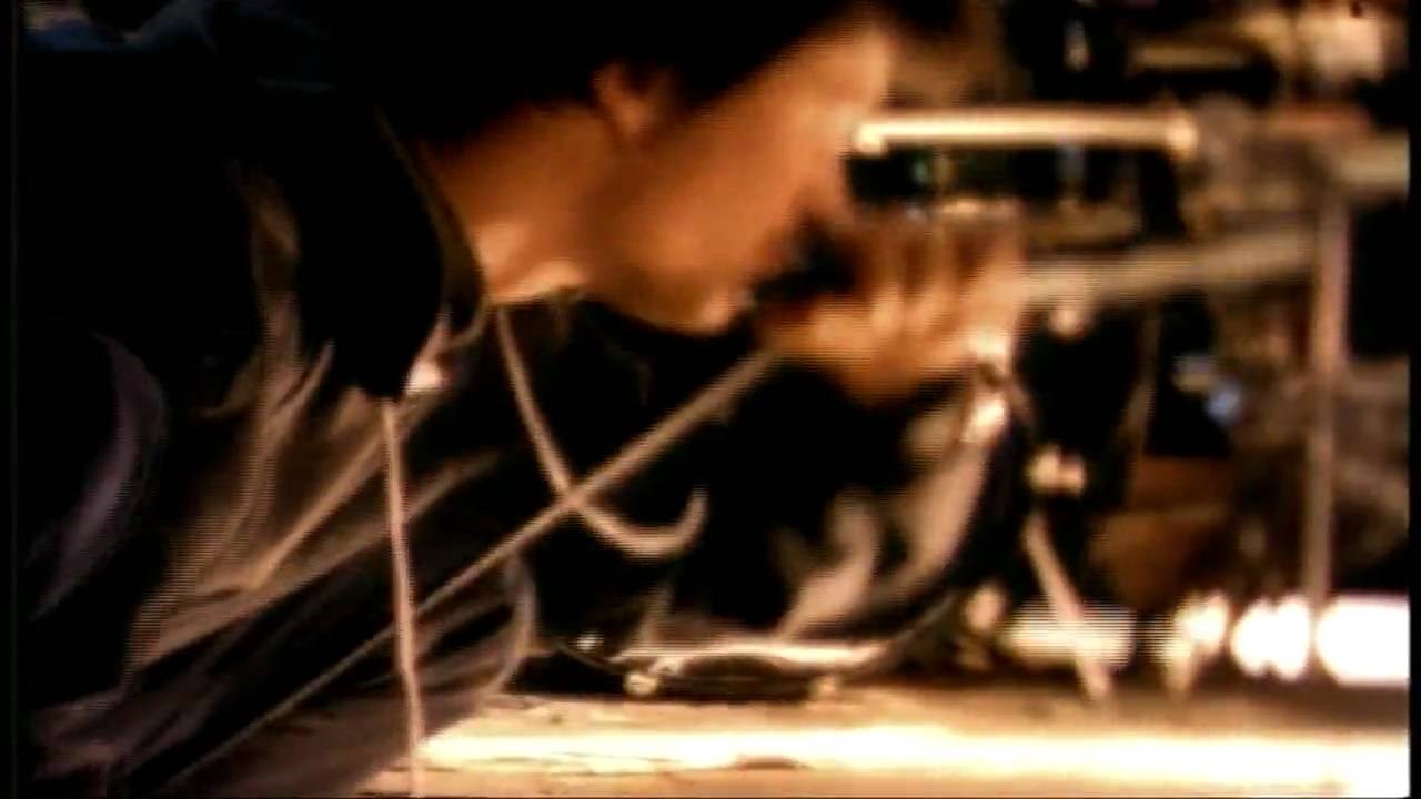 Faith No More - Digging The Grave