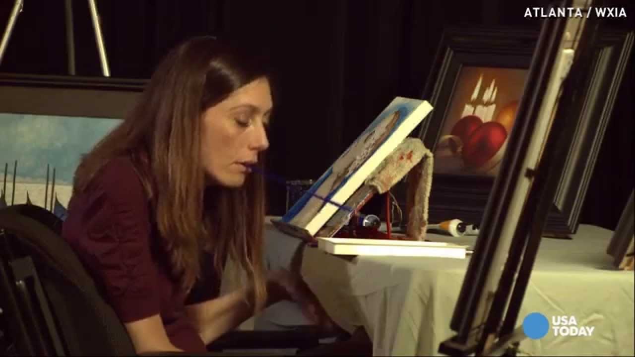 Mlada umjetnica je ostala paralizirana, pa ustima izrađuje nevjerojatne slike