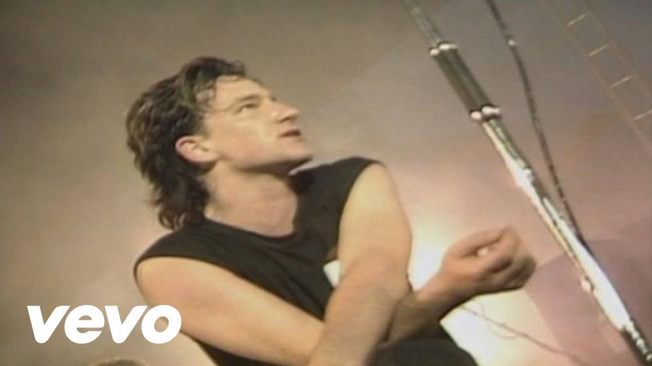 U2 - Sunday Bloody Sunday