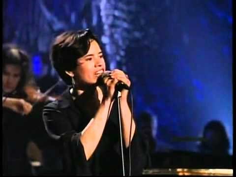 10,000 Maniacs - Because The Night