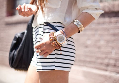 Slatke prugaste hlačice.