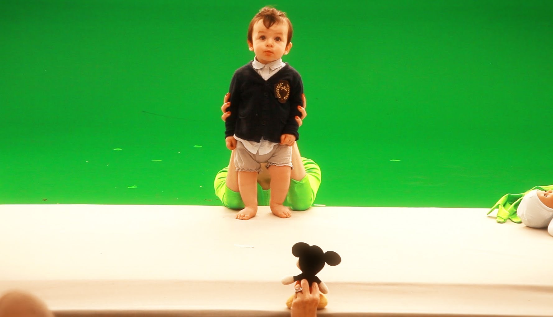 VIDEO: Otkrivamo kako su bebe iz legendarne reklame nagovorili na ples!