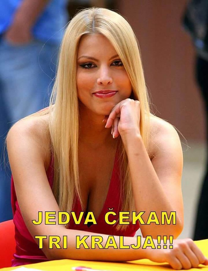 Svi se vesele blagdanima :)
