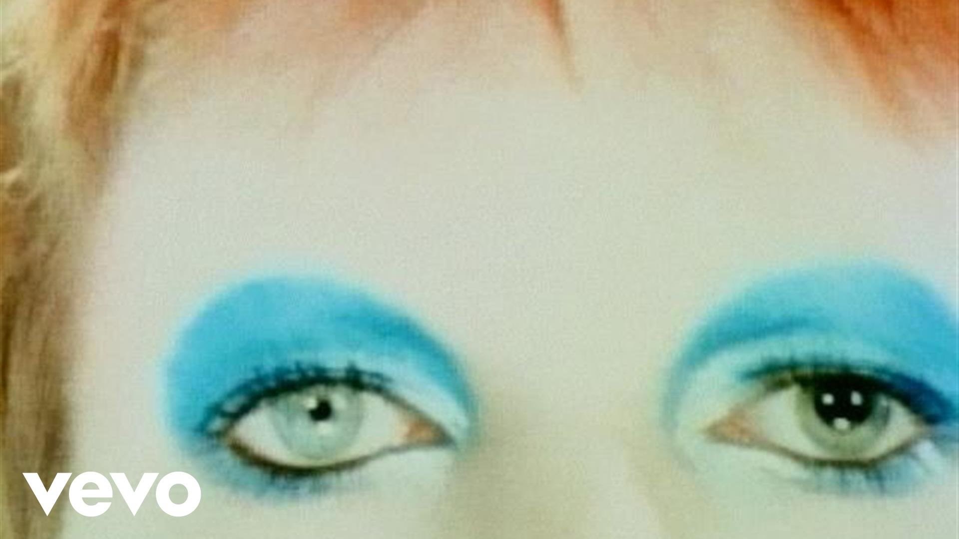 David Bowie - Life On Mars?