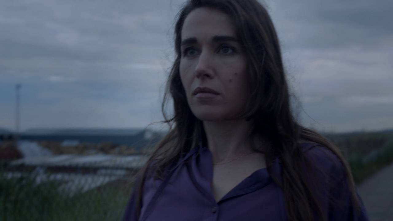 Massive Attack, Ghostpoet - Come Near Me