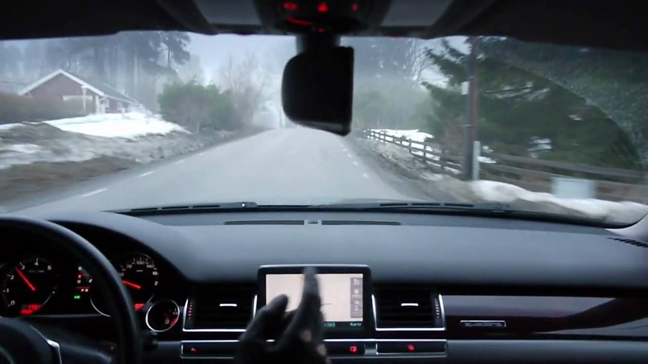 Ovako Skandinavci voze po zaleđenoj cesti...