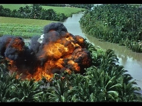 The End - The Doors (američki avioni bacaju napalm bombe na vijetnamska sela)