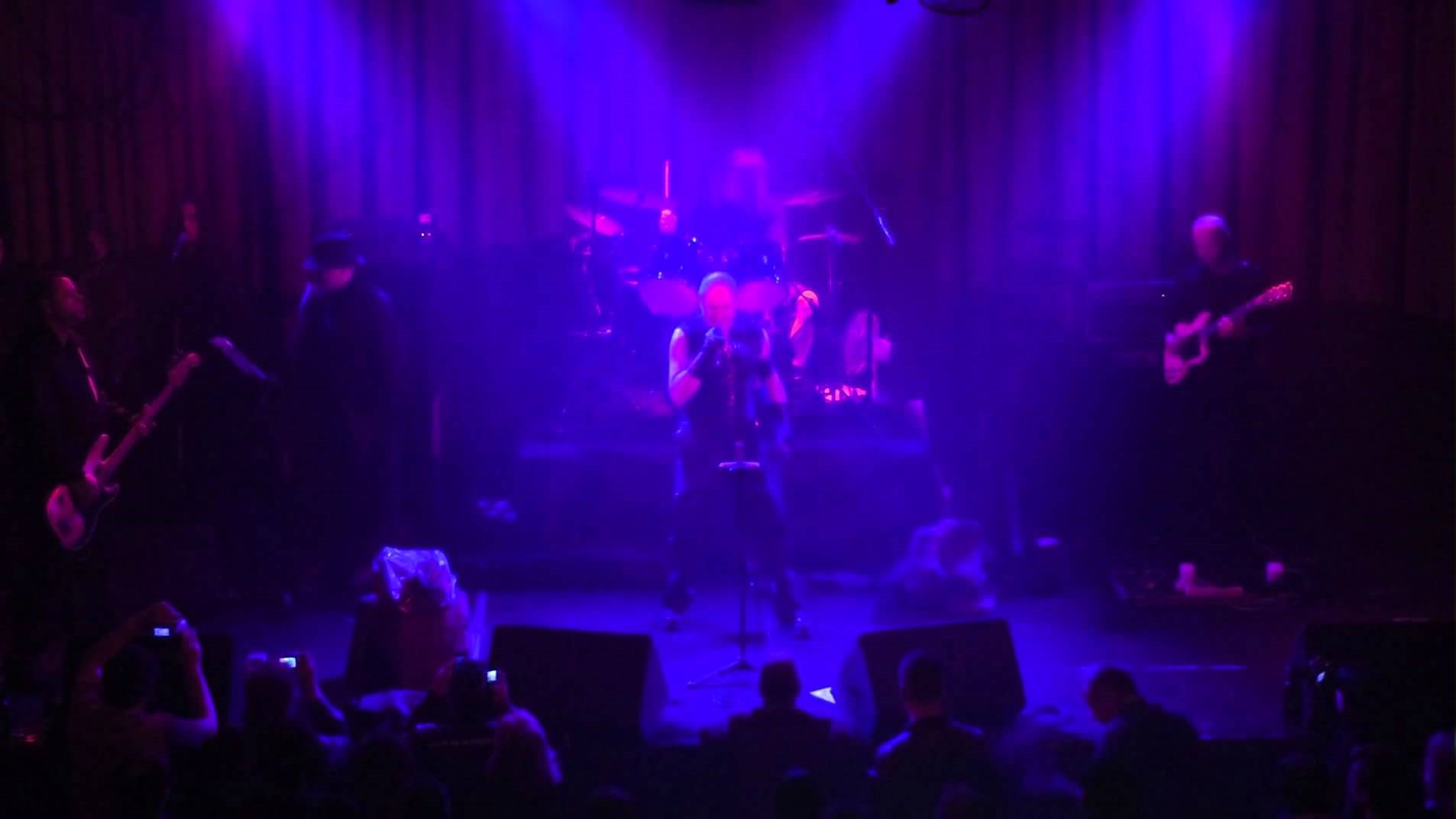 Grč - Krv je moje svjetlo i moja tama