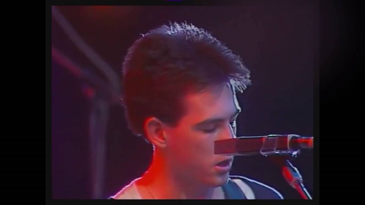 The Cure - A Forest - prvi TV nastup -  Dec 79
