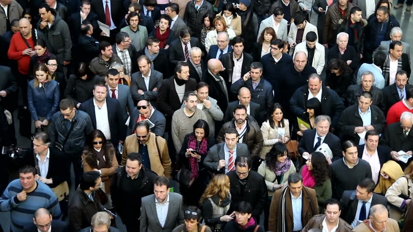 IZAZOV! Pronađi u 30 sekundi onoga koji je kupio diplomu!